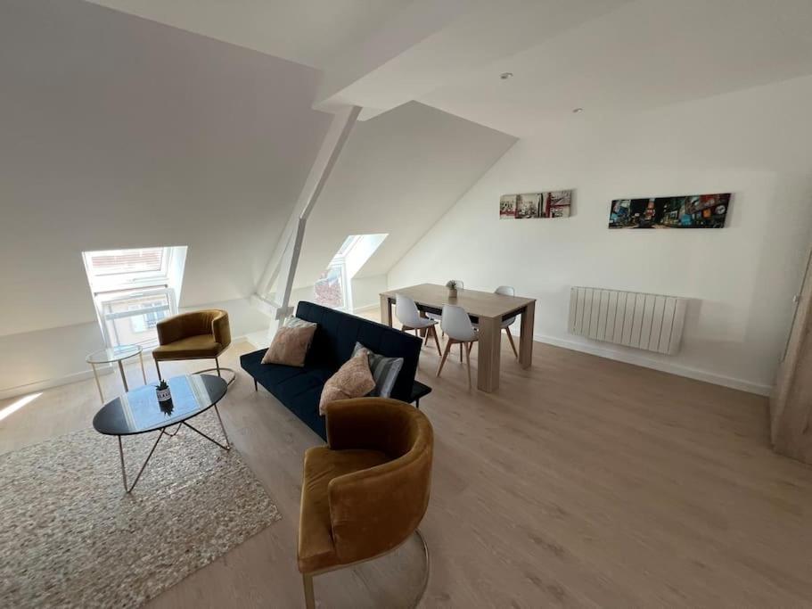 Appartement Neuf Proche Gare Margny-les-Compiegne Bagian luar foto
